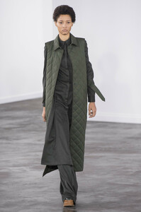 gabriela-hearst-rf19-0072.thumb.jpg.ac83245fd876795c592fe21c88b7a981.jpg