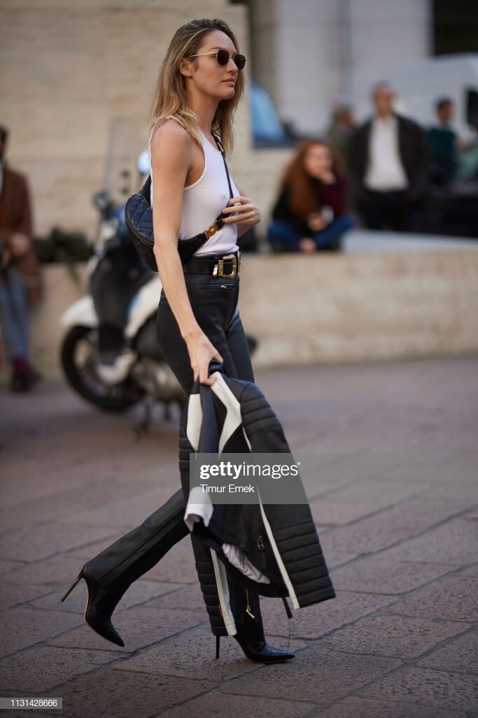 [REQUEST] - Candice Swanepoel arriving at the Versace Show in Milan, Italy | 22.02.2019