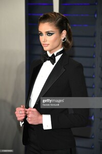gettyimages-1132018451-1024x1024.jpg