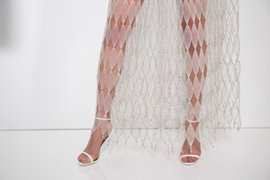 givenchy-hc-bks-m-rs19-3808.thumb.jpg.87623e413adfcc1769a7f7d4db8b40cb.jpg