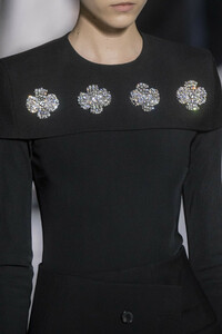 givenchy-hc-clp-rs19-2006.thumb.jpg.8572a6ca3380eeb54e3bdc77d06b5f17.jpg
