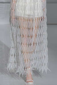 givenchy-hc-clp-rs19-2081.thumb.jpg.3963625af7470d476b95d5bf2a96d3e6.jpg
