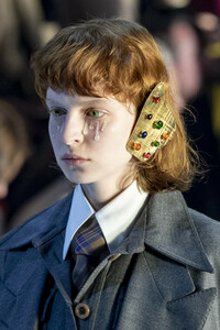 gucci-clp-m-rf19-0138.thumb.jpg.33aa529ef897d6c709b65ff166fdd33e.jpg