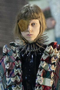 gucci-clp-m-rf19-0212.thumb.jpg.6899255206c11835011986beb64aa7de.jpg