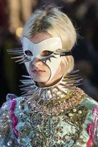 gucci-clp-m-rf19-0274.thumb.jpg.821f112bbe9282e2bc9b5ff79e79d934.jpg