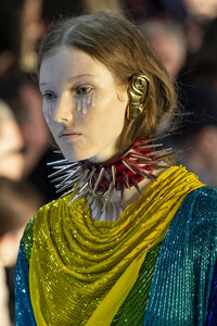 gucci-clp-m-rf19-0820.thumb.jpg.697105348e336ef2366f3249c5ba5e1f.jpg