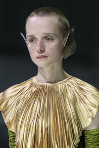 gucci-clp-m-rf19-0883.thumb.jpg.fa2d46b84fa6f0b4f55d60774566b864.jpg