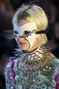 gucci-clp-m-rf19-0997.thumb.jpg.c02c156bf5b801257b49ff2eda882bb0.jpg
