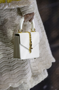 gucci-clpi-rf19-0985.thumb.jpg.23a3bbab95bd03e3352295dc4a492cf4.jpg