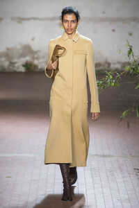 jil-sander-rf19-0166.thumb.jpg.3c1b961c2500b993a13dbb5bc66d2dc2.jpg