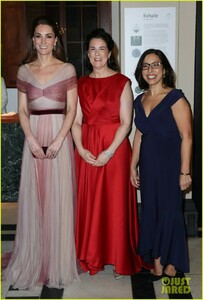 kate-middleton-gala-dinner-london-05.jpg