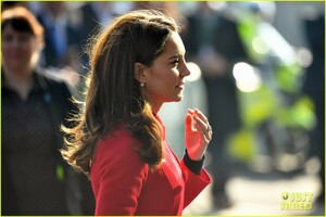 kate-middleton-plays-soccer-northern-ireland-visit-14.jpg