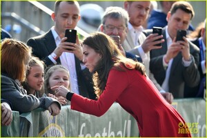 kate-middleton-plays-soccer-northern-ireland-visit-23.jpg