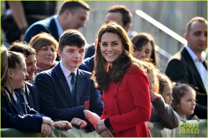 kate-middleton-plays-soccer-northern-ireland-visit-25.jpg