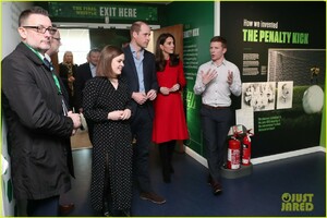 kate-middleton-plays-soccer-northern-ireland-visit-38.jpg