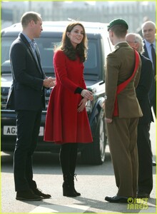 kate-middleton-plays-soccer-northern-ireland-visit-44.jpg