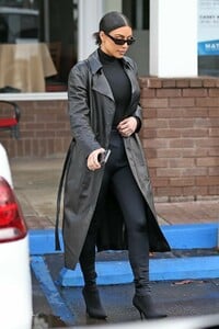 kim-kardashian-out-for-lunch-in-los-angeles-02-04-2019-0.jpg