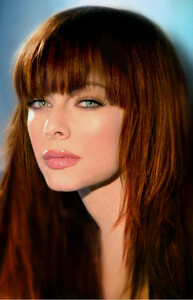 kinopoisk.ru-Melinda-Clarke-1280656.jpg