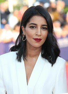 leila-bekhti-2018-deauville-american-film-festival-opening-ceremony-9.jpg