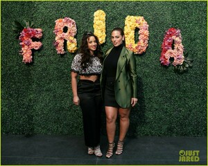 lena-dunham-ashley-graham-celebrate-opening-reception-of-frida-kahlo-13.jpg