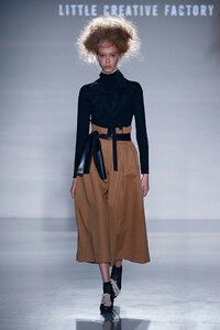little_creative_factory_pasarela_298419004_683x.thumb.jpg.5cc636c5a88376655acec908692ce4d0.jpg