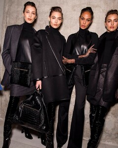 matchesfashion-1550774828905.thumb.jpg.8533fe170ecba7fb043046affd4a6c4e.jpg