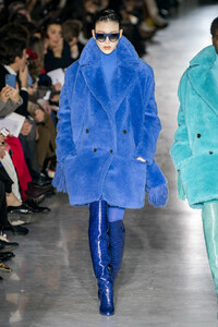 max-mara-rf19-0311.thumb.jpg.a6a2ee45173e79a090d0422c8ae7cfee.jpg