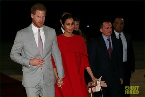 meghan-markle-prince-harry-arrive-in-morocco-03.jpg