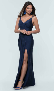 midnight-dress-KL-200131-a.thumb.jpg.a5b36164c045d97f33665b80c4b98dcd.jpg