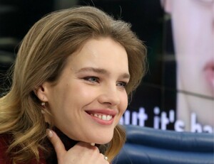 natalia-vodianova-press-conference-in-moscow-02-05-2019-2.jpg
