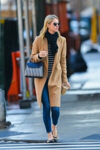 nicky-hilton-out-in-new-york-02-21-2019-6.jpg