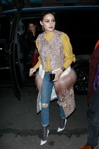 olivia-palermo-at-jonathan-simkhai-nyfw-2019-in-nyc-6.jpg