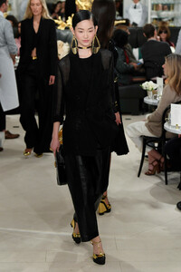 ralph-lauren-f19-14(1).thumb.jpg.48b203db8da558bdc7787a73ff0e68f8.jpg
