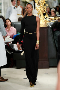 ralph-lauren-f19-24(1).thumb.jpg.de303b242a0e340fb8fb2b041e2f4ec6.jpg