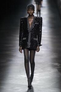 saint-laurent-rf19-0818.thumb.jpg.d2fd9290e5960f9674461b7b8f929065.jpg