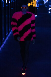 saint-laurent-rf19-1265.thumb.jpg.4ce7a44781a5c8549de9ca84f516af4c.jpg