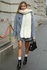 sarah-ellen-kate-spade-fashion-show-at-nyfw-02-08-2019-2.jpg