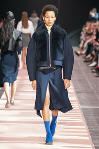 sportmax-rf19-0045.thumb.jpg.bb3d9483873ca33ed7738691d3361a9e.jpg