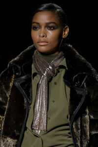 tom-ford-clp-rf19-3962.thumb.jpg.2d257dbdee31371b0bf9273609e5d132.jpg