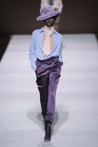 tom-ford-rf19-0019.thumb.jpg.38d6b45fad34abf6c7ccacea78d5ad82.jpg