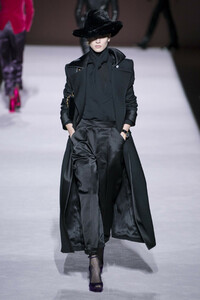 tom-ford-rf19-0138.thumb.jpg.c639cf50446d52fa6b129f4b4b9d6e9e.jpg