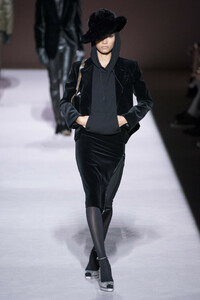 tom-ford-rf19-0315.thumb.jpg.3e55004f91d720668d5e2ea2d55610b1.jpg