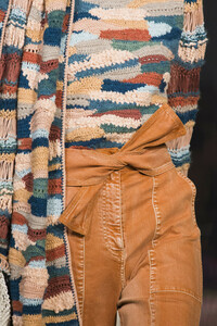 ulla-johnson-clp-rf19-0178.thumb.jpg.1d1bc14f7323a49b939a058658871afa.jpg