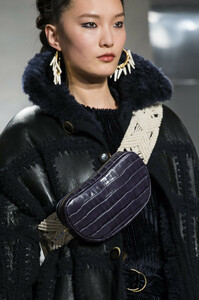 ulla-johnson-clp-rf19-0222.thumb.jpg.bd10ecc04d627317034dce88d2100806.jpg