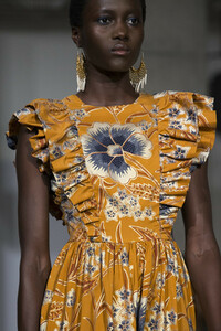 ulla-johnson-clp-rf19-0332.thumb.jpg.67fe0dece5746bb0afdb2b9b5a4b3b93.jpg