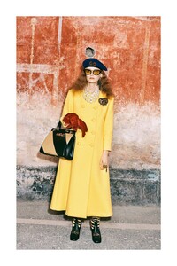 00022-gucci-milan-pre-fall-19-credit-Harmony-Korine.thumb.jpg.7e4f1e93955f7c6c4fc77b31f3270ba2.jpg