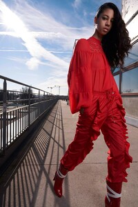 00037-giamba-fall-19-ready-to-wear.thumb.jpg.7966e1cd6e5f04d087679c74c790a9db.jpg