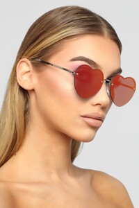 02-07-19_RM_17-43-31_APHRTRD_RoseGold__3_RA.jpg