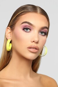 02-07-19_RM_19-36-32_97E1399_NeonYellow_12087_AB.jpg