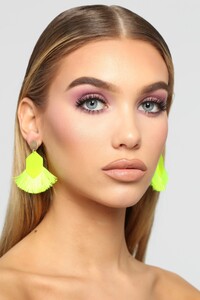 02-07-19_RM_19-59-03_LUE3456_NeonYellow_12207_NT.jpg